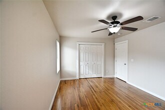 515 Lake Front Ave in New Braunfels, TX - Building Photo - Building Photo