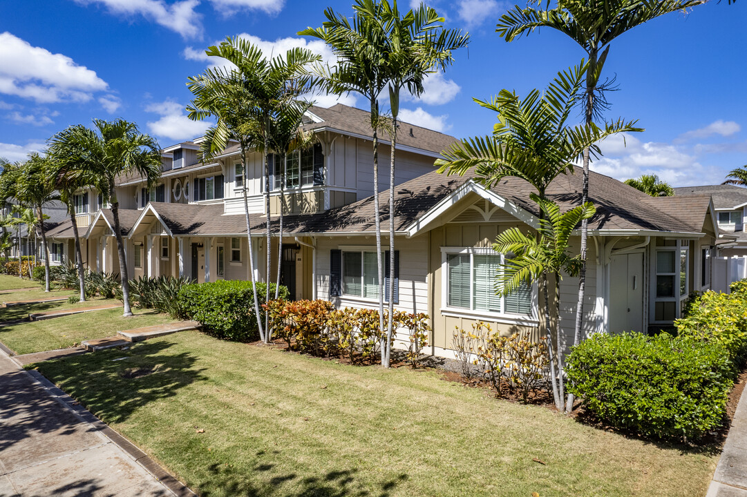 Spinnaker Place in Ewa Beach, HI - Building Photo