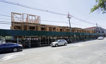 Fanwood Crossings - Phase II in Fanwood, NJ - Foto de edificio - Building Photo