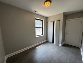 5003 N Sawyer Ave, Unit GDN in Chicago, IL - Foto de edificio - Building Photo