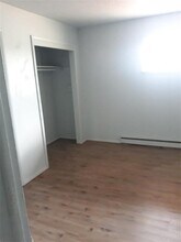 107 Cornwell Dr in Yukon, OK - Building Photo - Building Photo