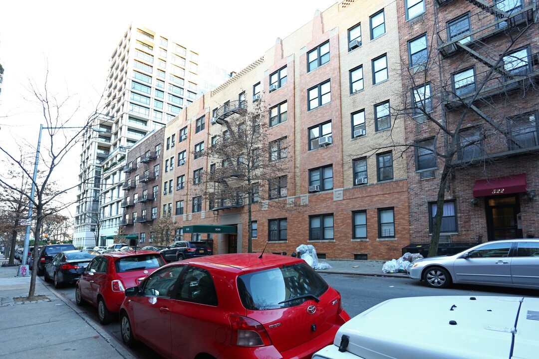 524-534 E 88th St in New York, NY - Foto de edificio