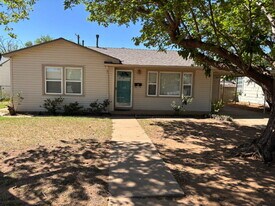 4907 41st St in Lubbock, TX - Building Photo