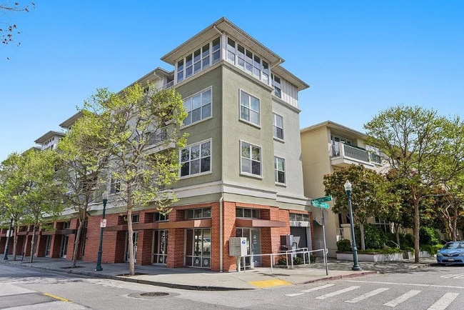 property at 2030 N Pacific Ave