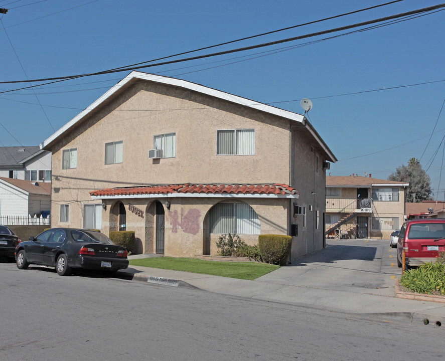 10019-10021 Flora Vista St in Bellflower, CA - Building Photo