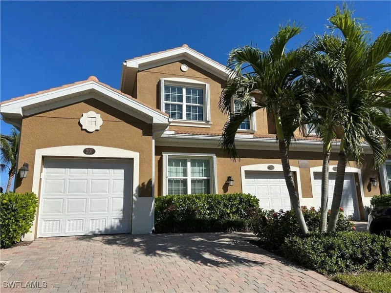 18230 Creekside Preserve Loop in Ft. Myers, FL - Foto de edificio