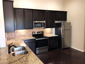 201 Joanne Lp in Buda, TX - Building Photo - Building Photo