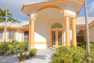 781 SW Dolores Ave in Port St. Lucie, FL - Building Photo - Building Photo