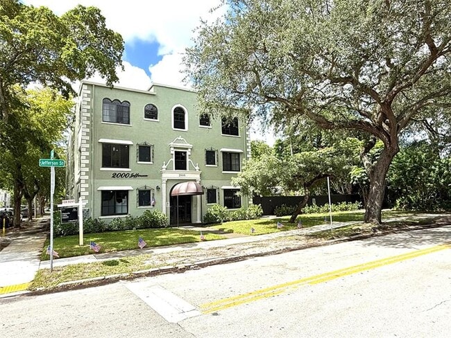 property at 2000 Jefferson St