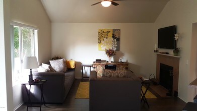 1331 W Baseline Rd-Unit -374 in Mesa, AZ - Building Photo - Building Photo