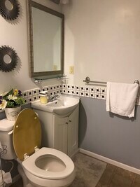 2629 Commonwealth Dr