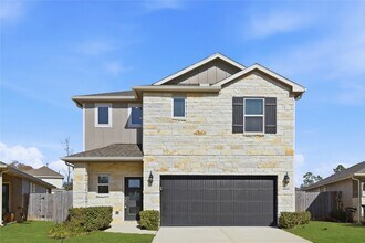 18508 Meadow Point Ln in Montgomery, TX - Building Photo - Building Photo