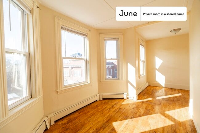 Private bedroom in 4 bed/1 bath Home in Boston, MA - Building Photo - Building Photo