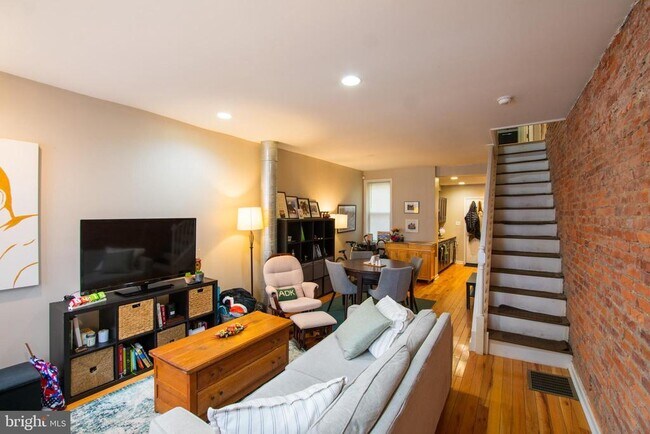 property at 1527 S Capitol St