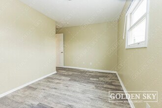 2109 S Hoyt Ave in Muncie, IN - Building Photo - Building Photo