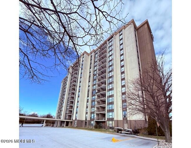 property at 1 Scenic Dr