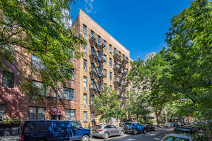 221 E 76th St Apartments