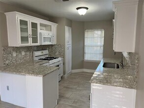 5909 Avery Island Ave in Austin, TX - Building Photo - Building Photo