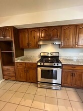 17060 Oconto Ave in Tinley Park, IL - Building Photo - Building Photo