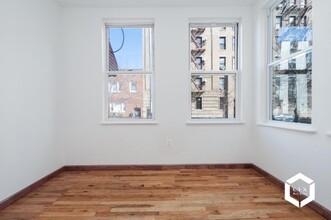 28 E 31st St in Brooklyn, NY - Building Photo - Building Photo