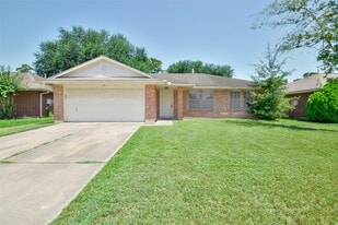 2311 Old Oak Ln in Houston, TX - Building Photo