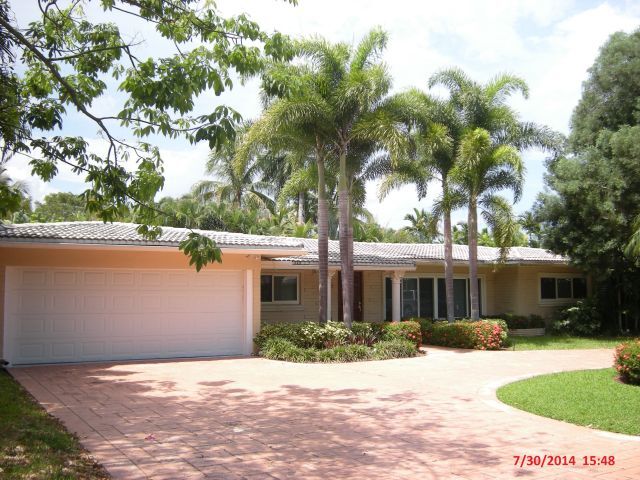 property at 2701 NE 27th Ct