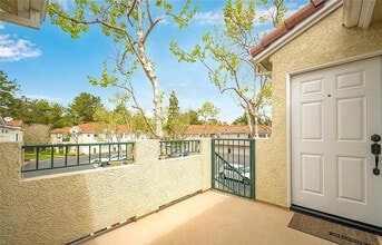 6 Sandpiper Ln in Aliso Viejo, CA - Building Photo - Building Photo