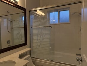 7519 14th Ave in Burnaby, BC - Building Photo - Building Photo