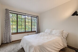 8085 Holland Ct in Arvada, CO - Building Photo - Building Photo