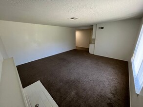 25450 Cottage Ave in Loma Linda, CA - Building Photo - Building Photo