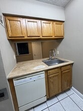 4218 Hessmer Ave in Metairie, LA - Building Photo - Building Photo