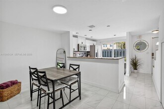 1953 NE 15th Ave, Unit 1953 in Fort Lauderdale, FL - Foto de edificio - Building Photo