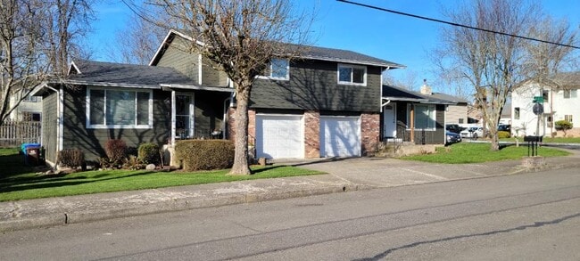 property at 3595 NE 8th St