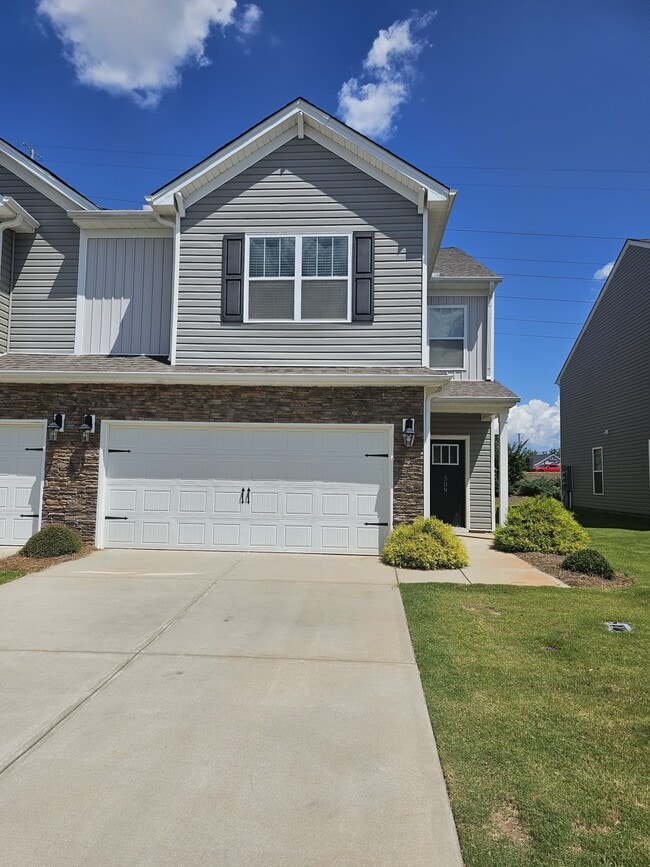 property at 509 Yellow Fox Rd