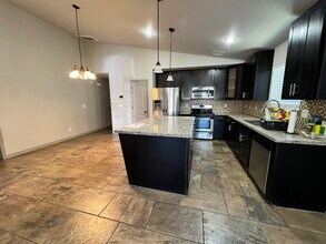 3868 Loma Brisa Dr in El Paso, TX - Building Photo - Building Photo
