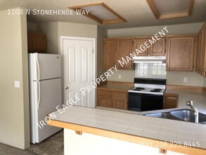 1108 N Stonehenge Way in Meridian, ID - Building Photo - Building Photo