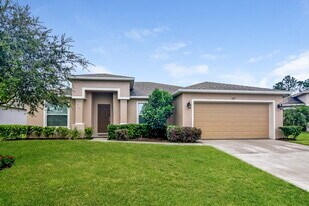 827 Auburn Preserve Blvd in Auburndale, FL - Building Photo