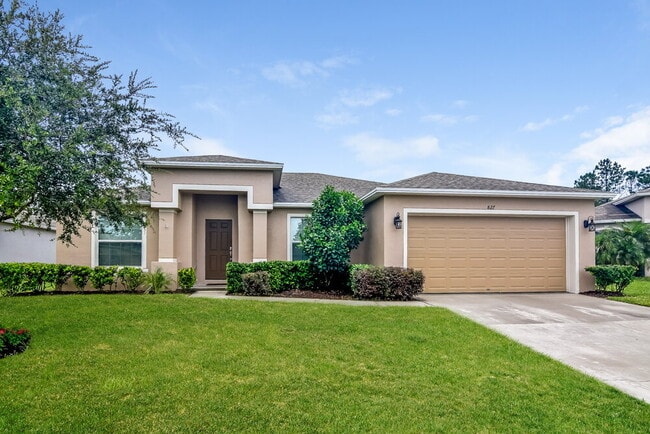 property at 827 Auburn Preserve Blvd