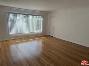 5704 S Corning Ave in Los Angeles, CA - Building Photo - Building Photo