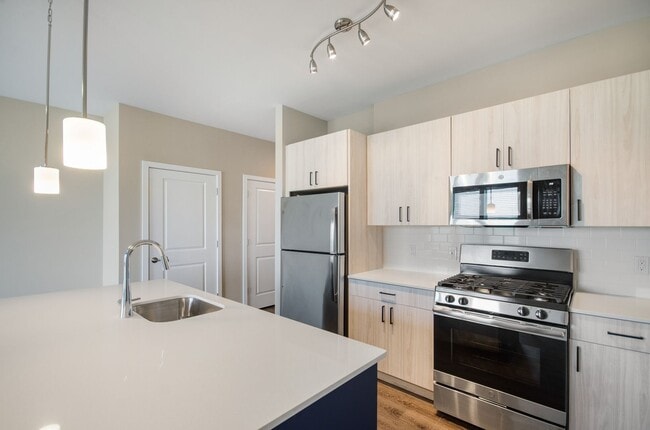 2100 Haddonfield Rd in Pennsauken, NJ - Building Photo - Building Photo