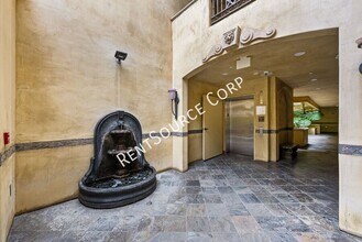 12044 Hoffman St in Los Angeles, CA - Foto de edificio - Building Photo