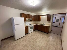 333 Centreville Pike, Unit 333 in Slippery Rock, PA - Building Photo