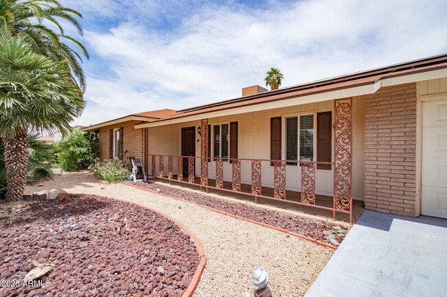 10426 W Sutters Gold Ln in Sun City, AZ - Building Photo - Building Photo