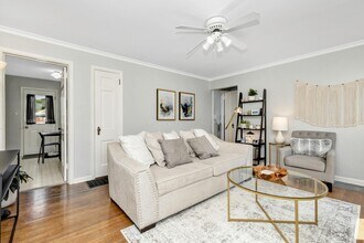 1440 Elmwood Ave-Unit -C in Columbus, OH - Building Photo - Building Photo