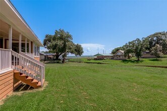 280 Crestmont St in Pointblank, TX - Building Photo - Building Photo