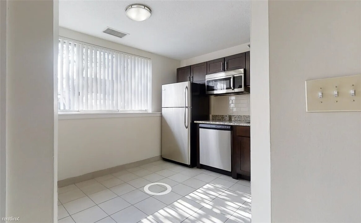 148 North Beacon St, Unit A1 in Boston, MA - Building Photo