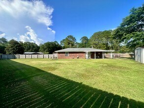 8645 Kingfisher Ln in Pensacola, FL - Building Photo - Building Photo