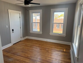 115 Fox St in Bridgeport, CT - Building Photo - Building Photo