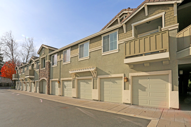 Rose Garden Apartments in Danville, CA - Building Photo - Building Photo