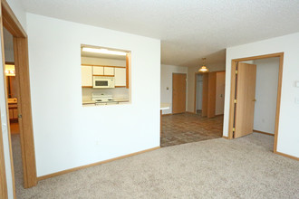 Bella Place Apartments in West Fargo, ND - Building Photo - Interior Photo